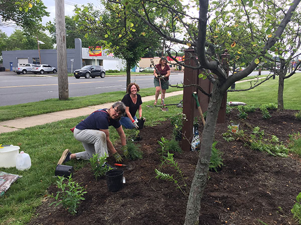 Ewing New Jersey - Adopt-A-Park Volunteers from the Glendale Civic ...